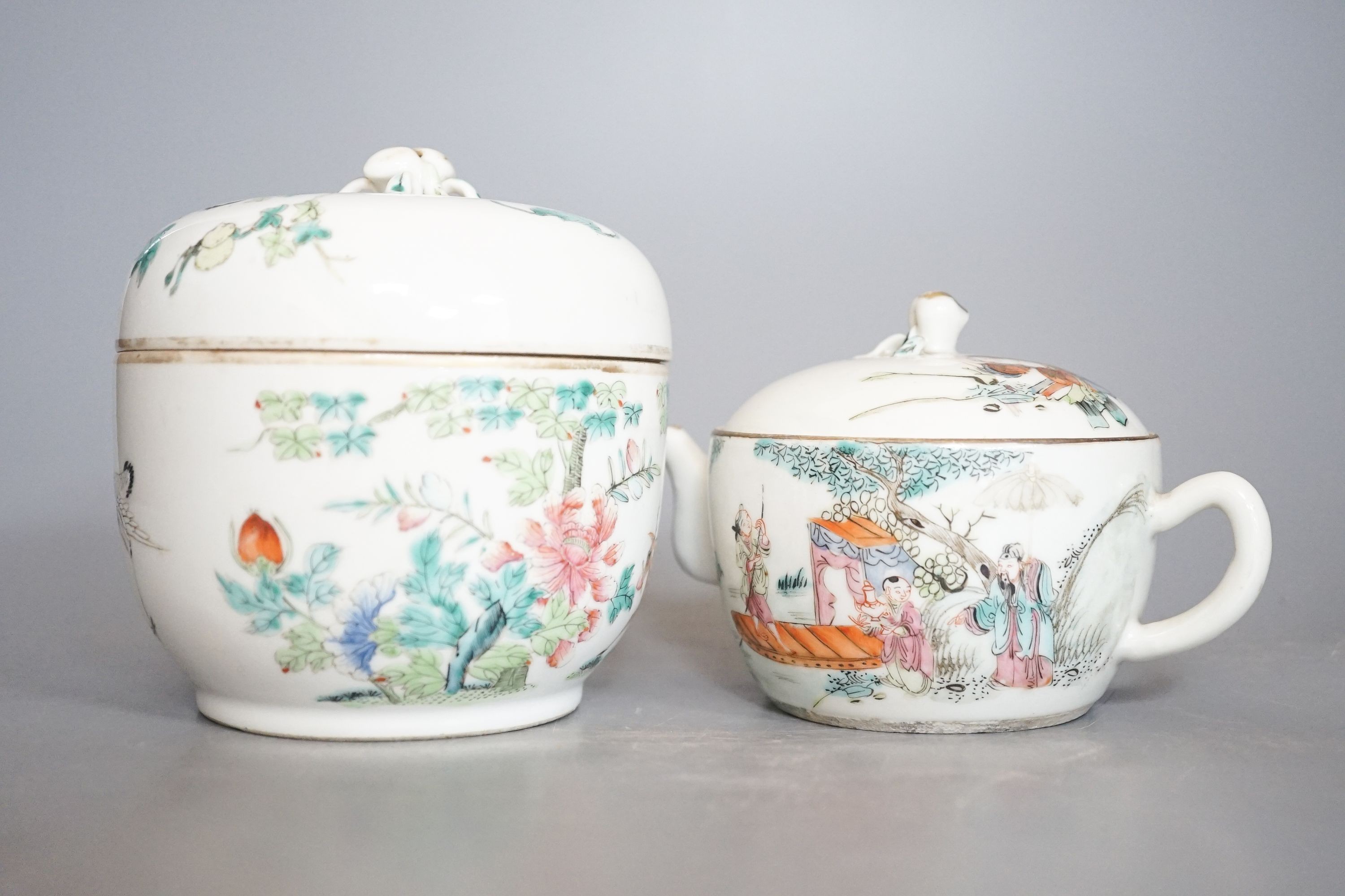 A Chinese famille rose teapot and a similar covered bowl, Tongzhi mark and period 13cm